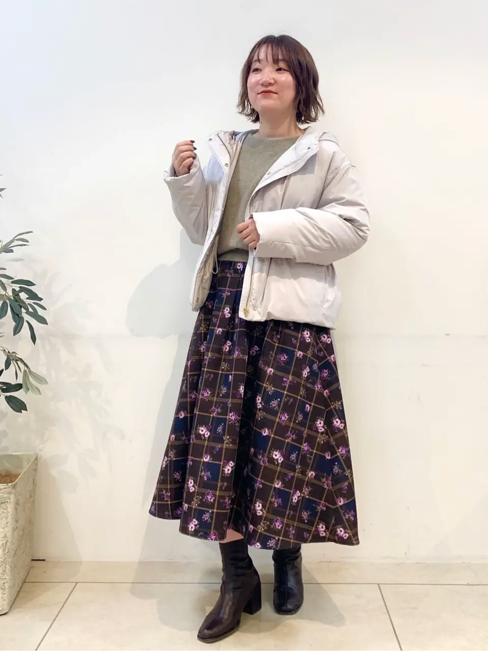 組曲 石井 コーディネート画像