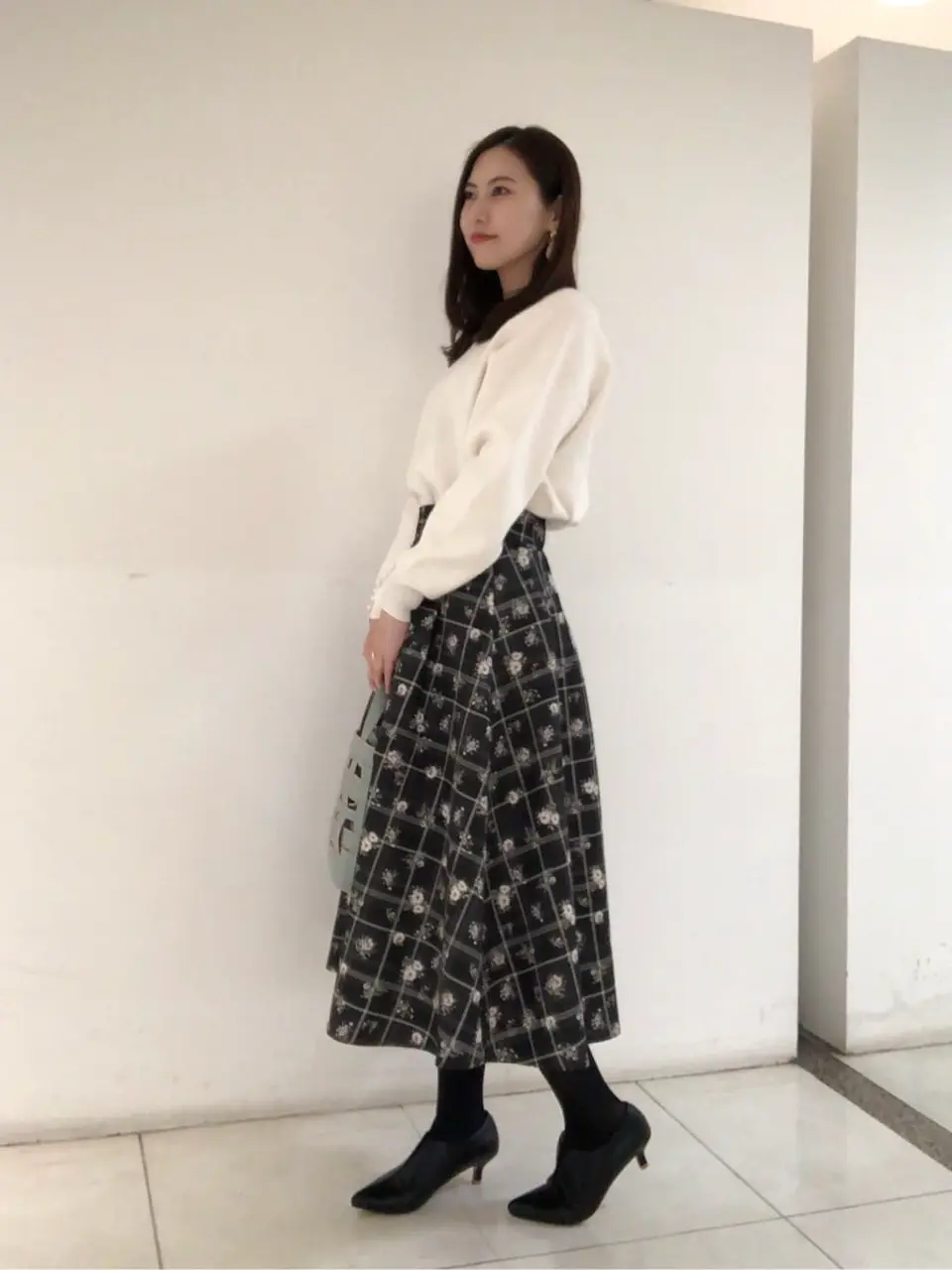 組曲 岩田 コーディネート画像