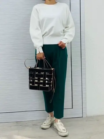 組曲 スタッフ コーディネート画像