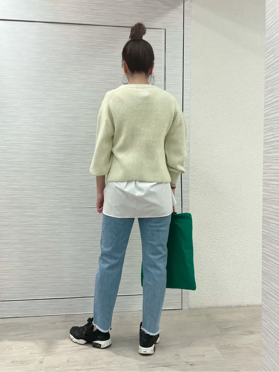 組曲 スタッフ コーディネート画像