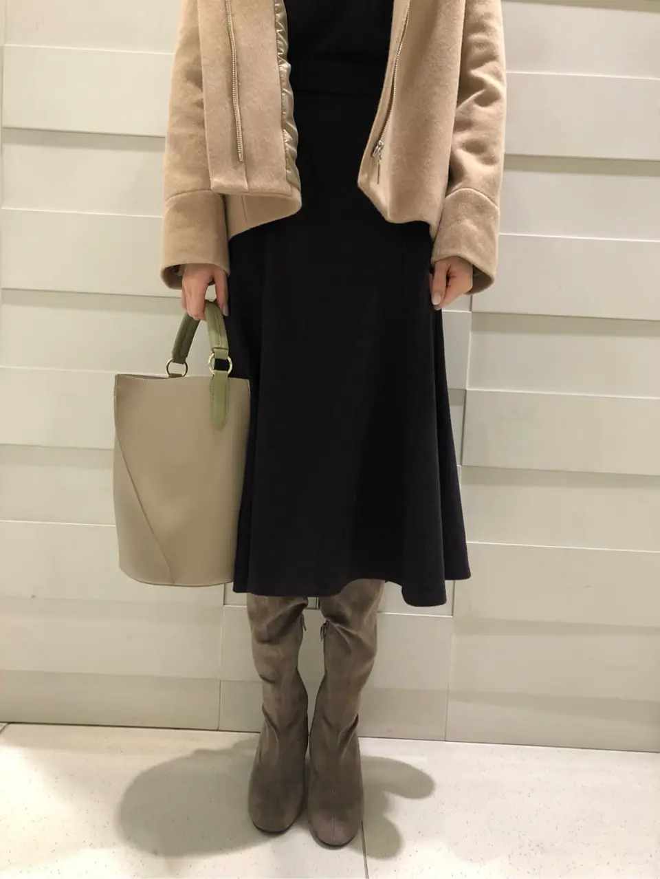 組曲 スタッフ コーディネート画像