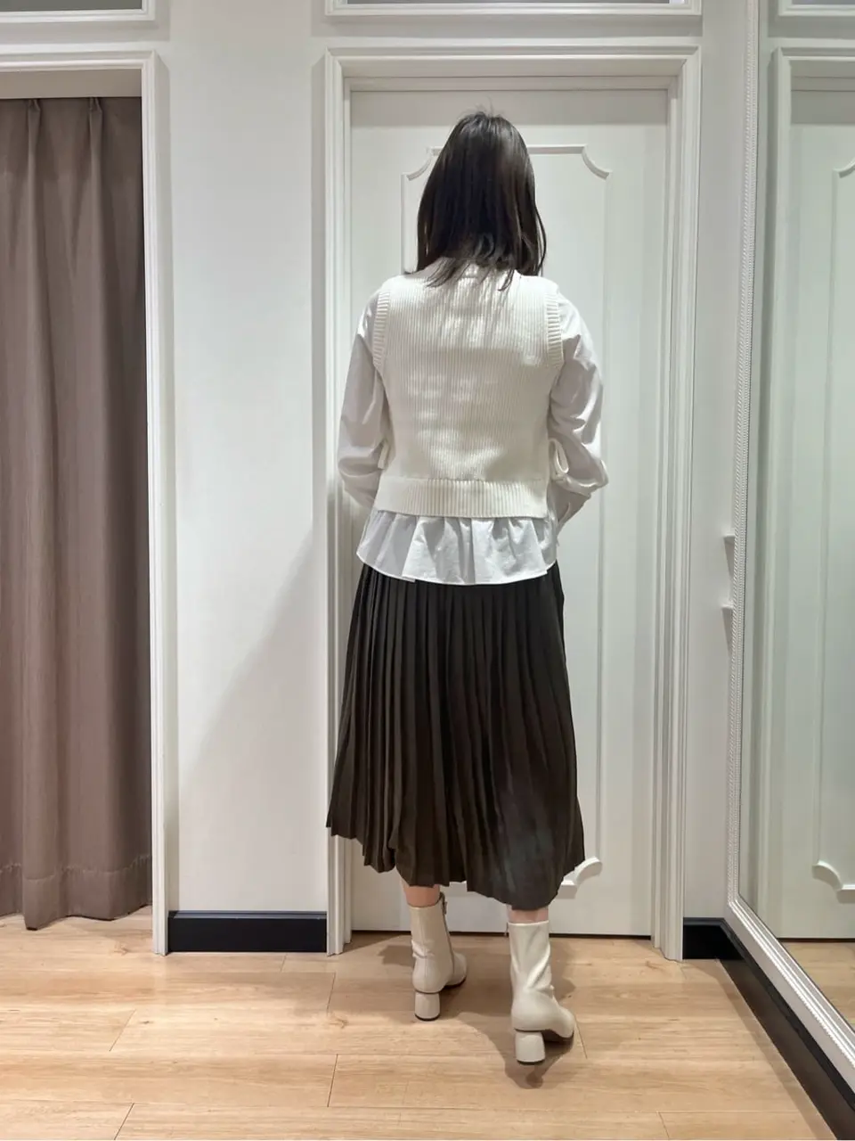 組曲 スタッフ コーディネート画像