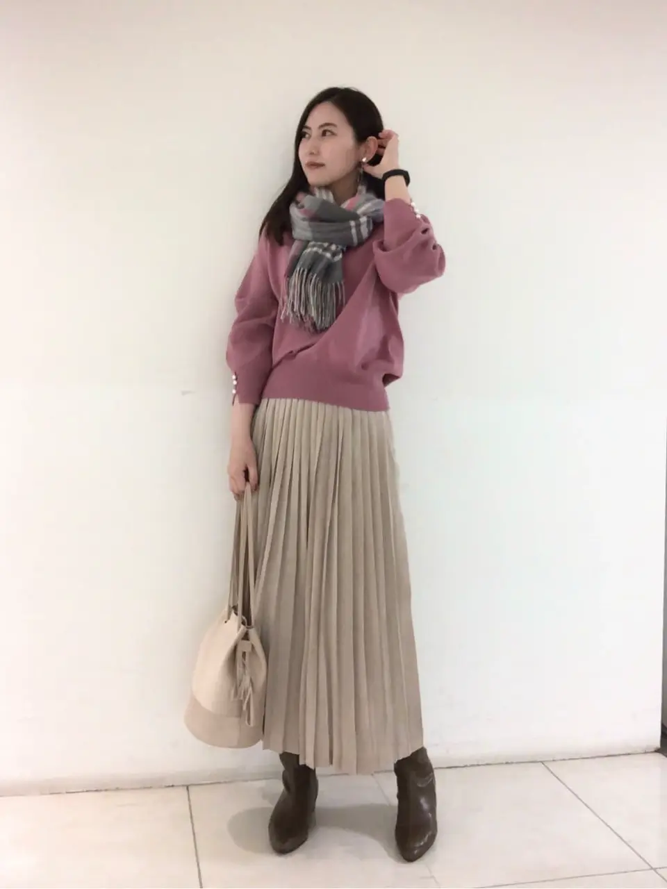 組曲 岩田 コーディネート画像