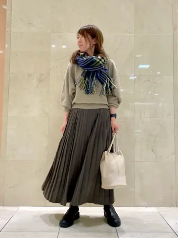 組曲 井上 コーディネート画像