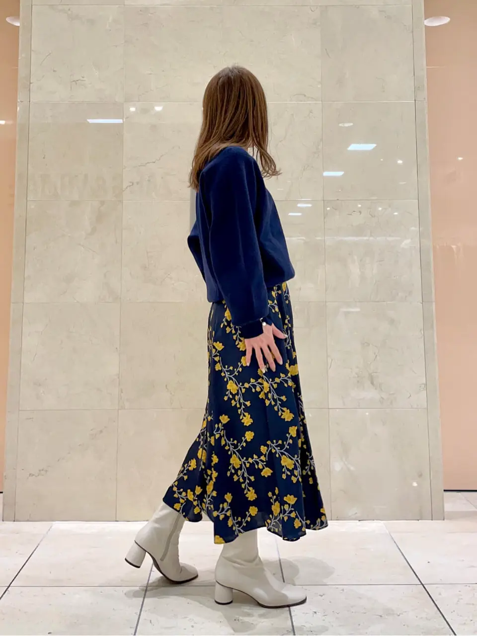 組曲 井上 コーディネート画像