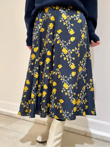 組曲 井上 コーディネート画像