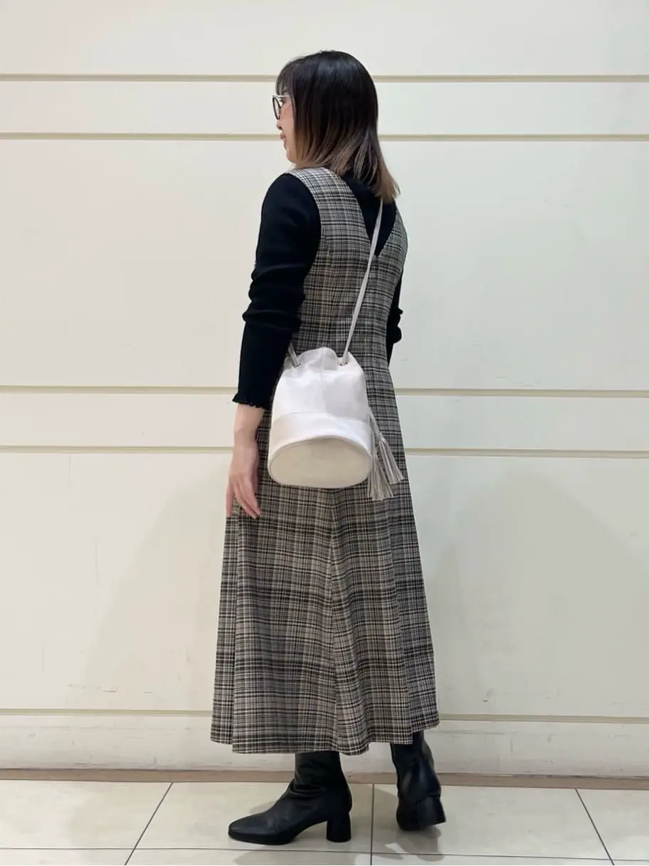 組曲 SAKAI コーディネート画像