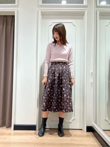 組曲 スタッフ コーディネート画像