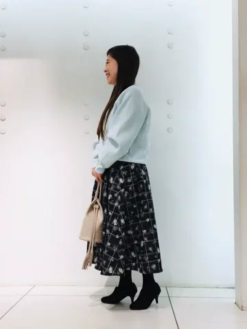 組曲 スタッフ コーディネート画像