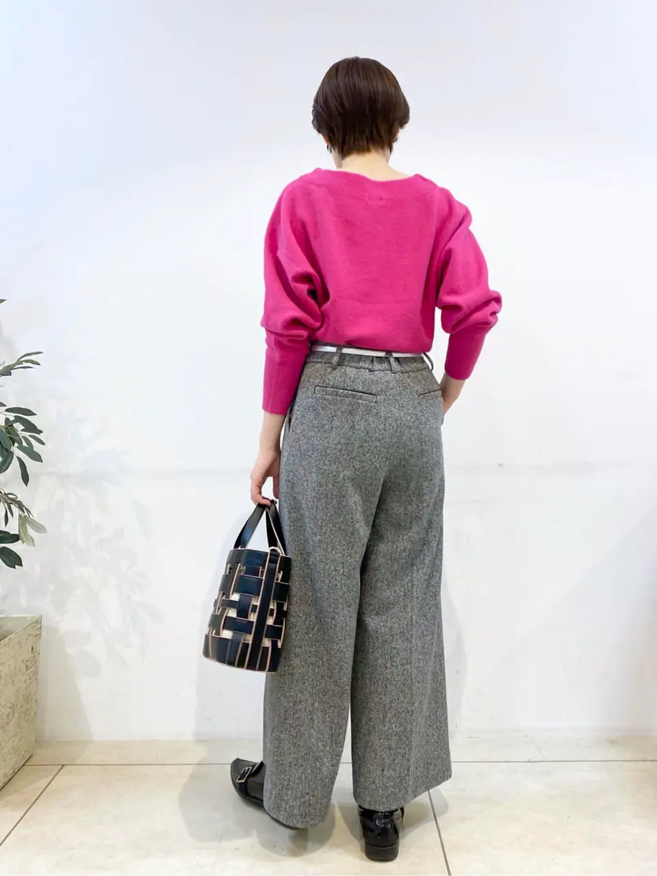 組曲 松田 コーディネート画像