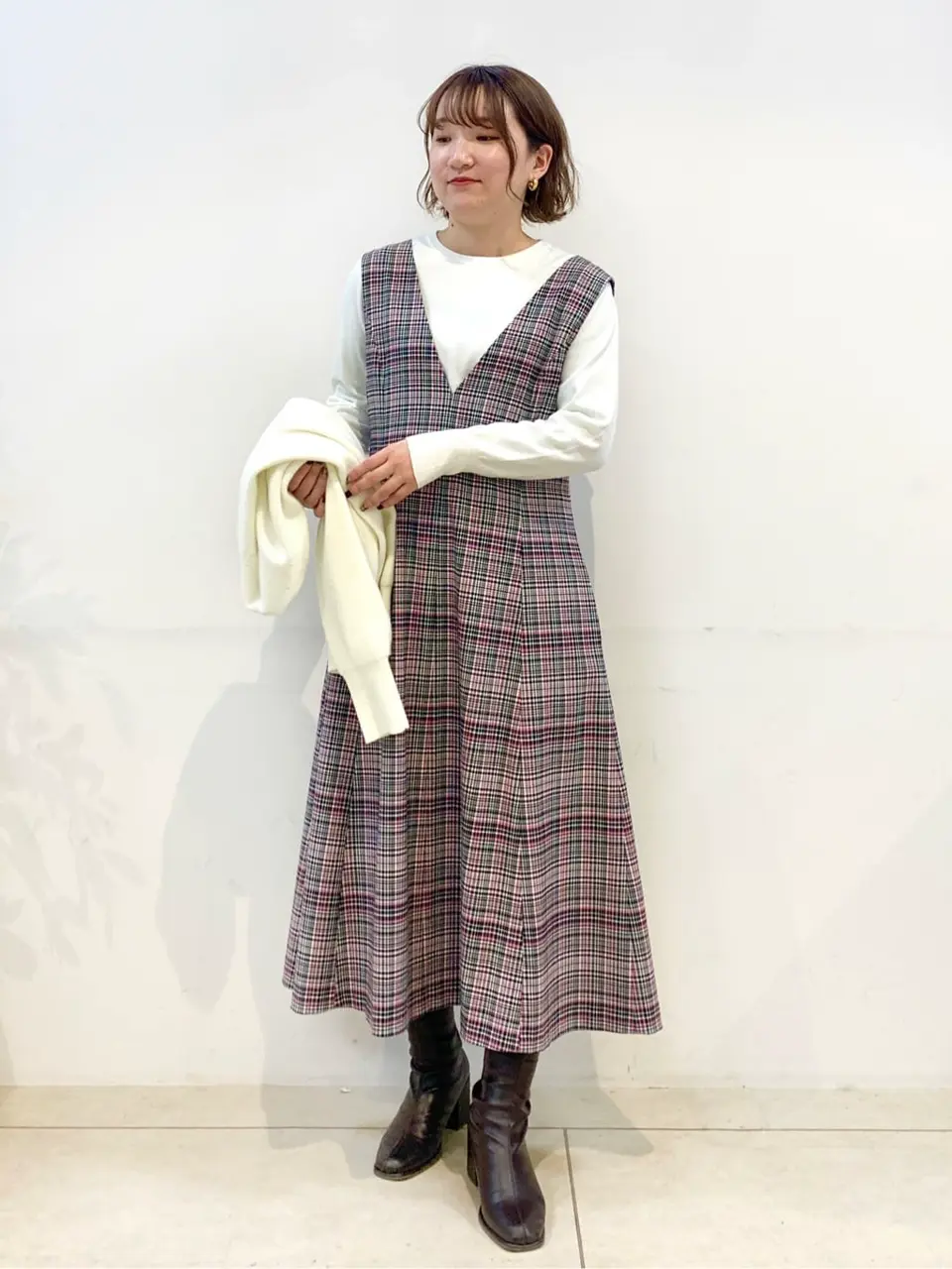 組曲 石井 コーディネート画像