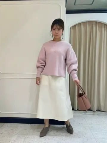 組曲 小林 コーディネート画像