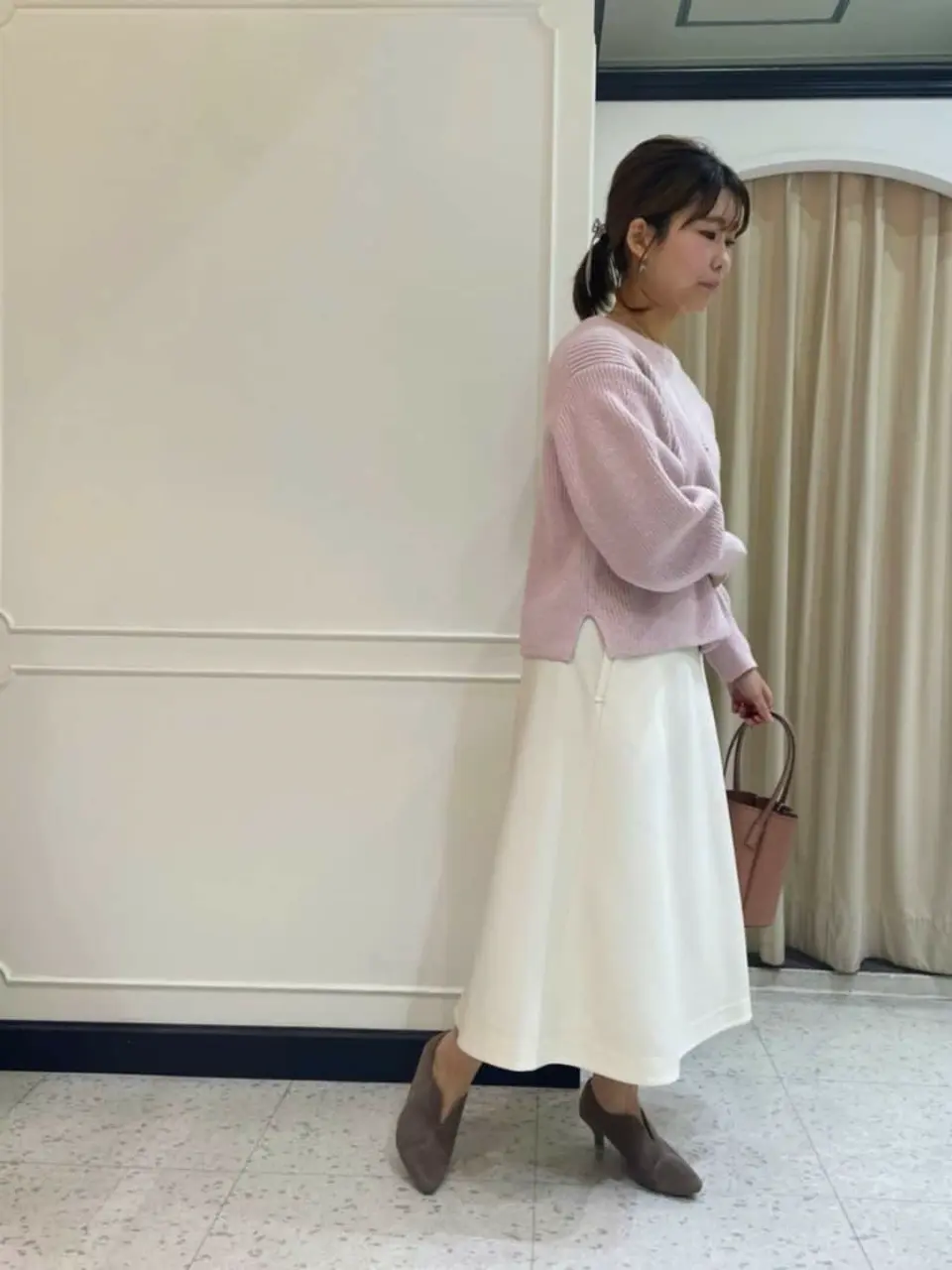 組曲 小林 コーディネート画像