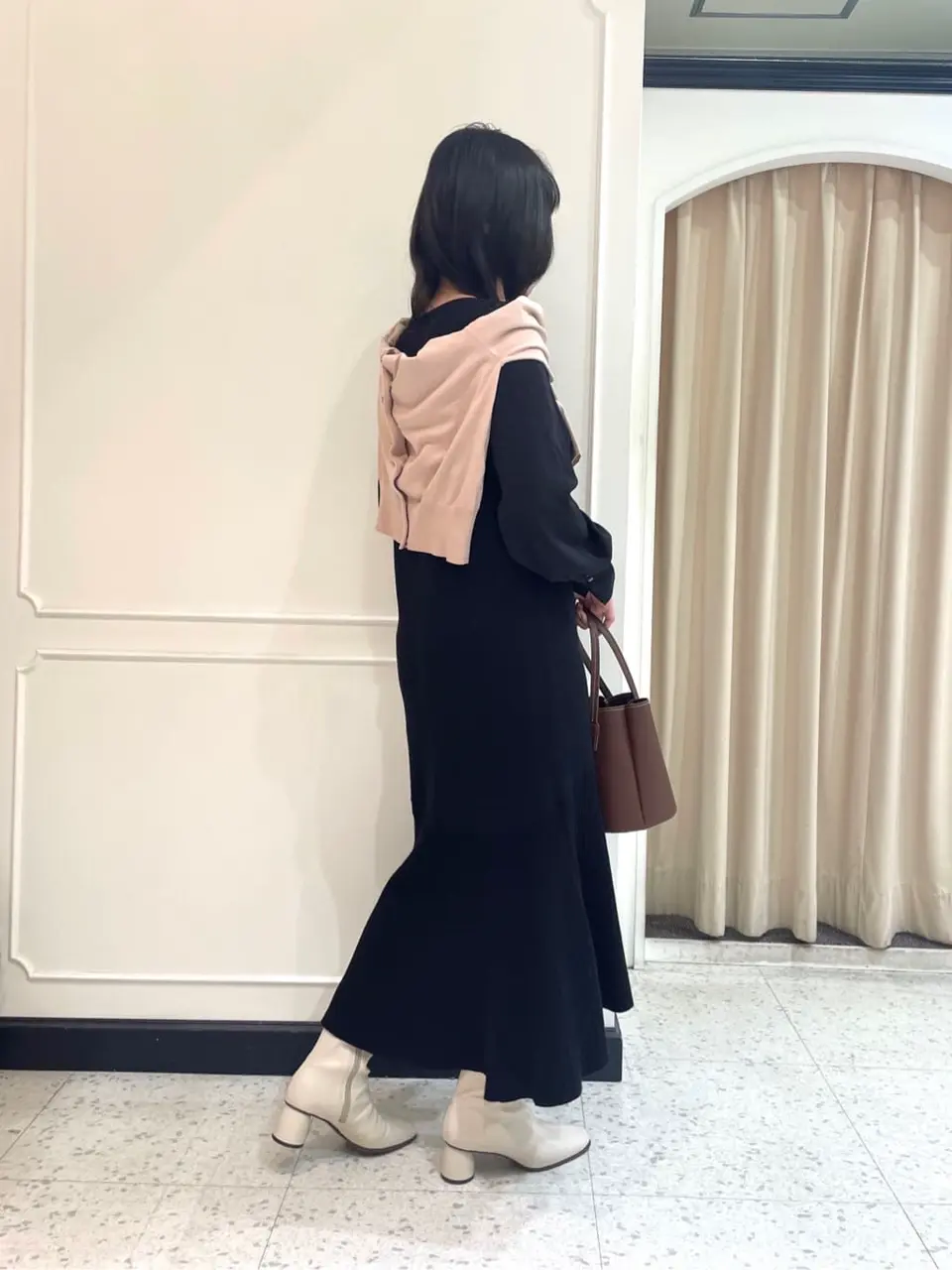 組曲 スタッフ コーディネート画像