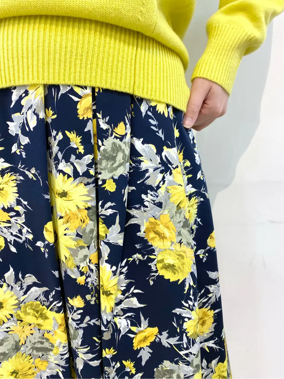 組曲 松田 コーディネート画像