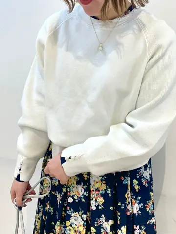 組曲 石井 コーディネート画像