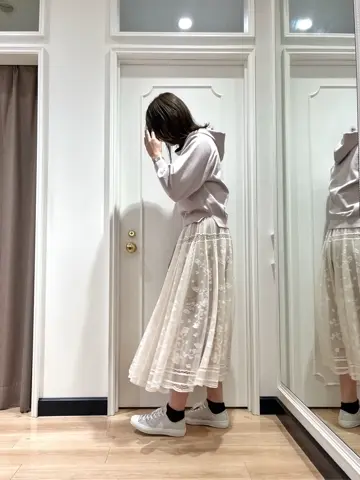 組曲 スタッフ コーディネート画像