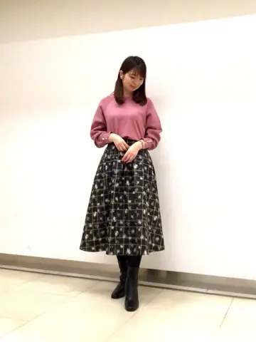 組曲 スタッフ コーディネート画像