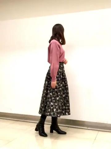 組曲 スタッフ コーディネート画像