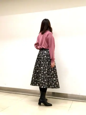 組曲 スタッフ コーディネート画像