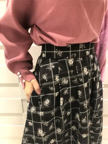 組曲 スタッフ コーディネート画像