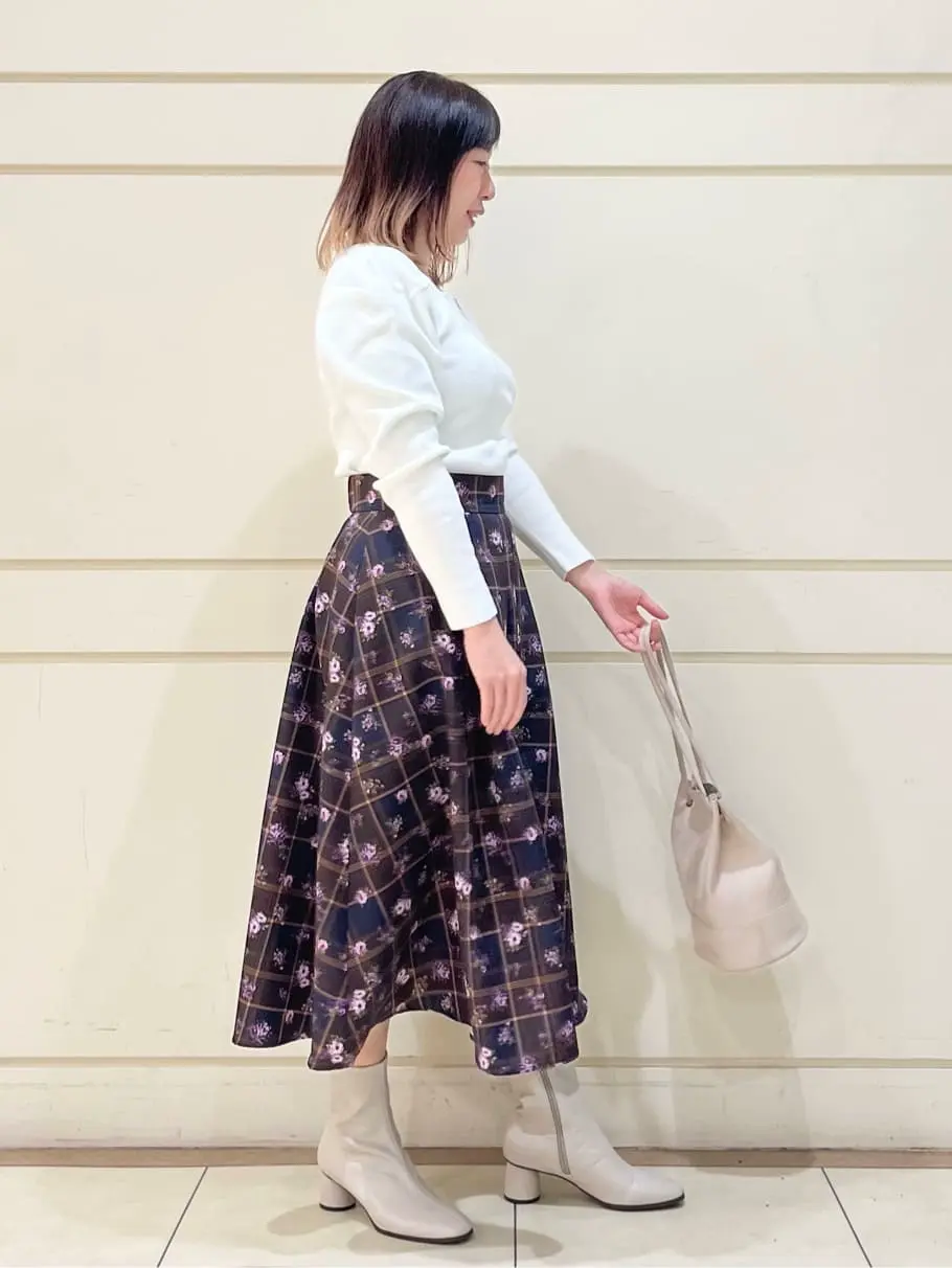 組曲 SAKAI コーディネート画像