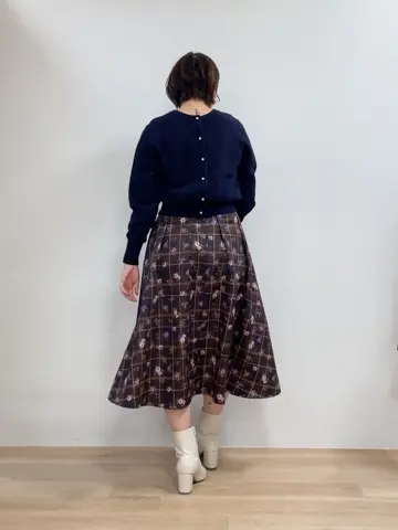 組曲 宮本 コーディネート画像