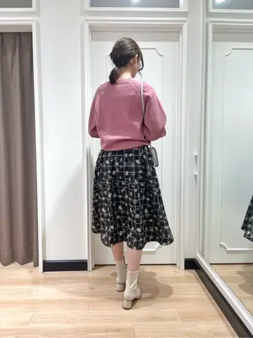 組曲 スタッフ コーディネート画像