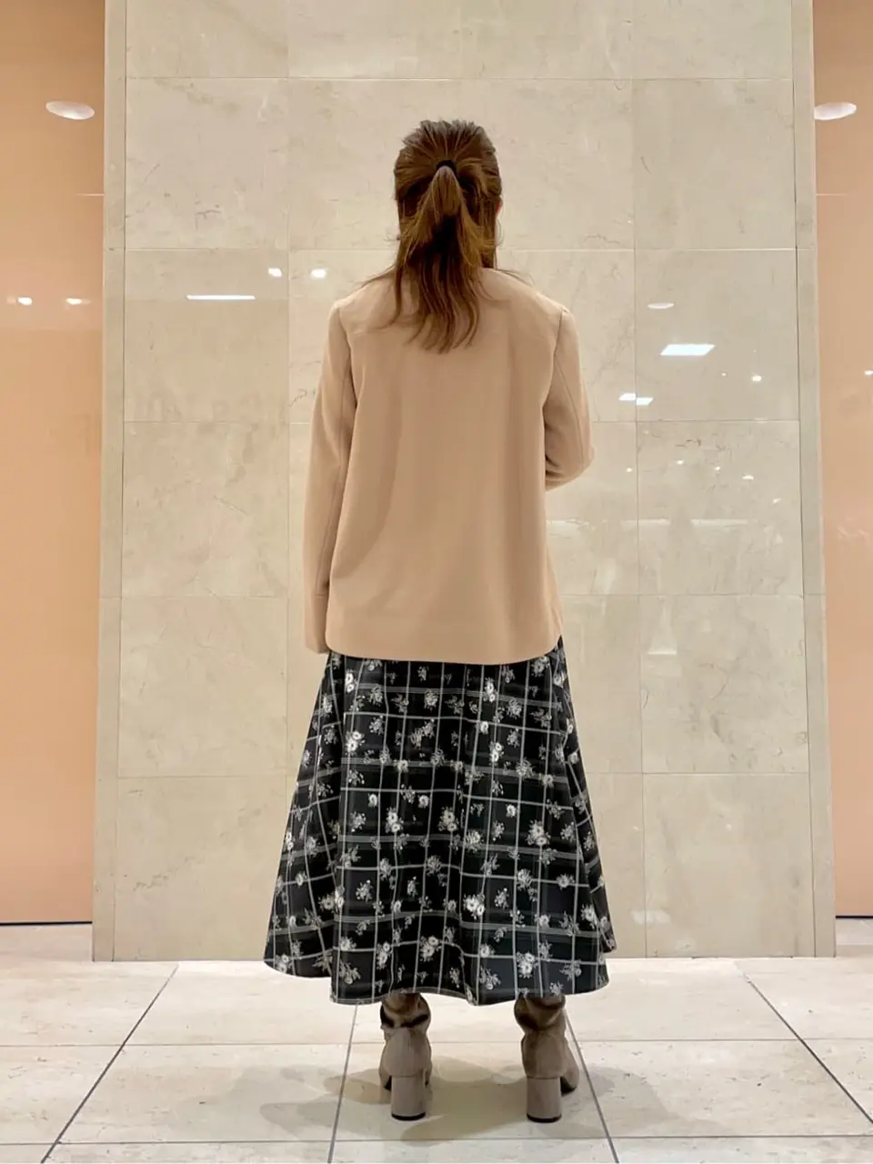 組曲 井上 コーディネート画像