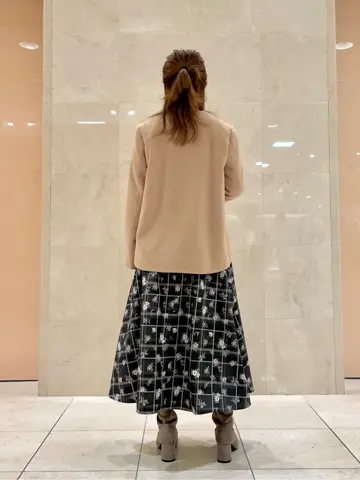 組曲 井上 コーディネート画像