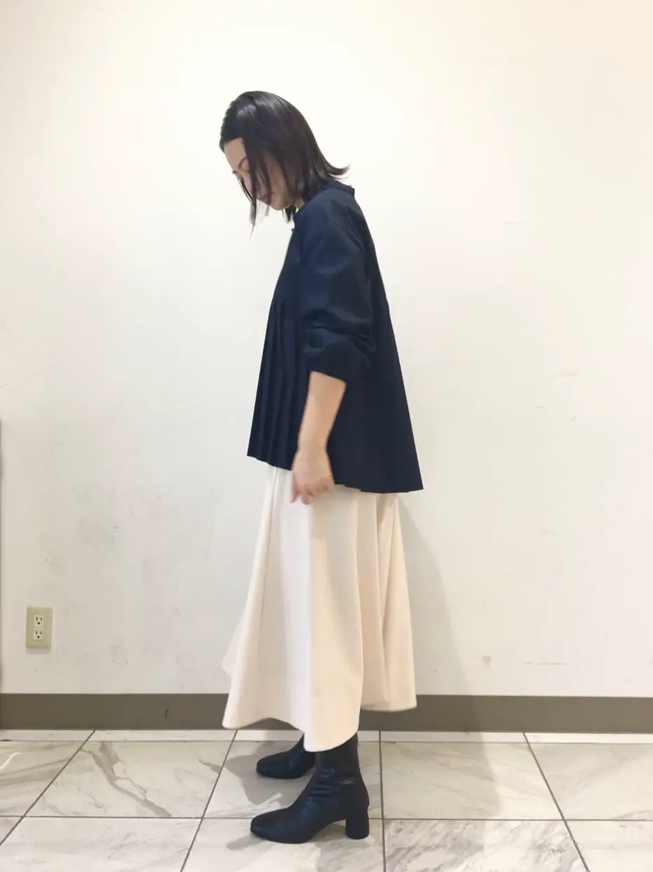 組曲 スタッフ コーディネート画像