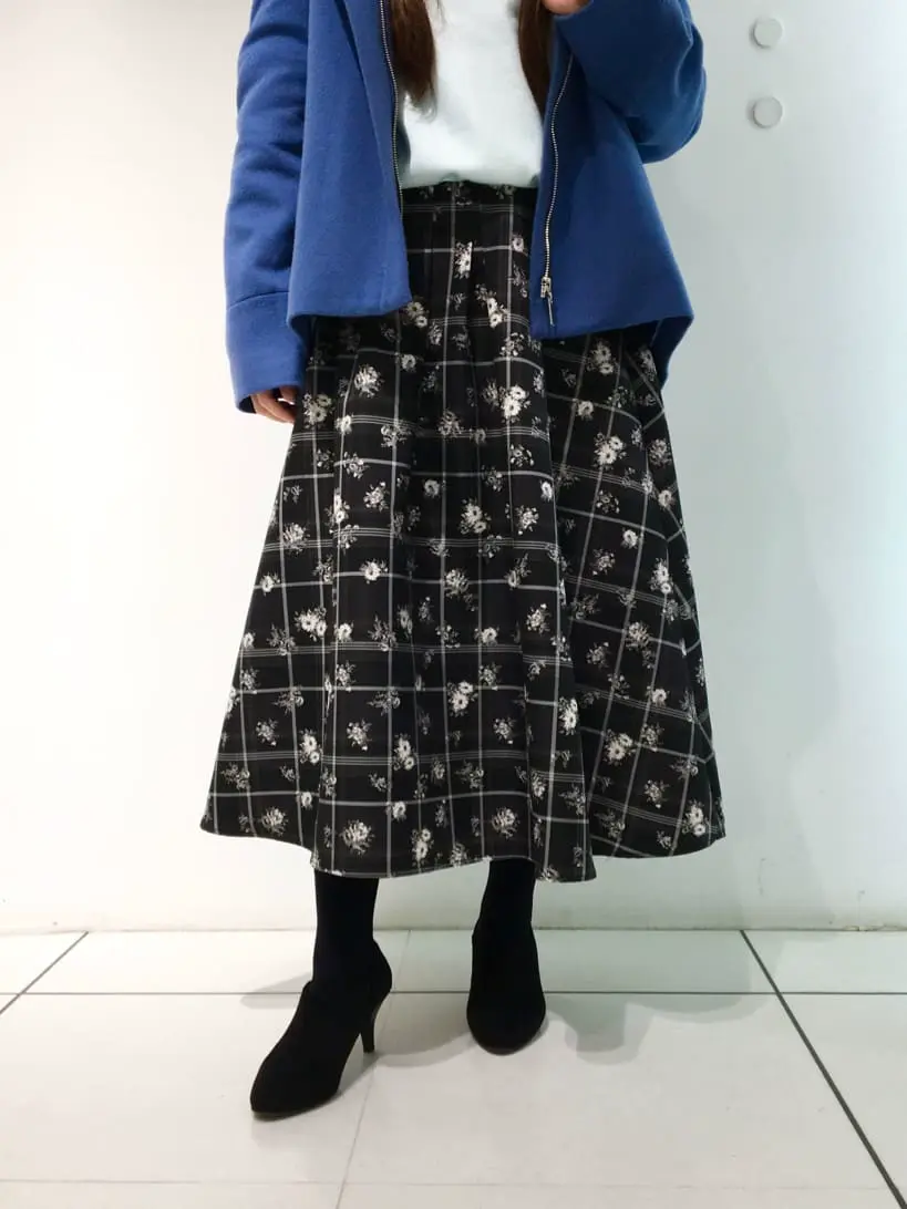 組曲 スタッフ コーディネート画像