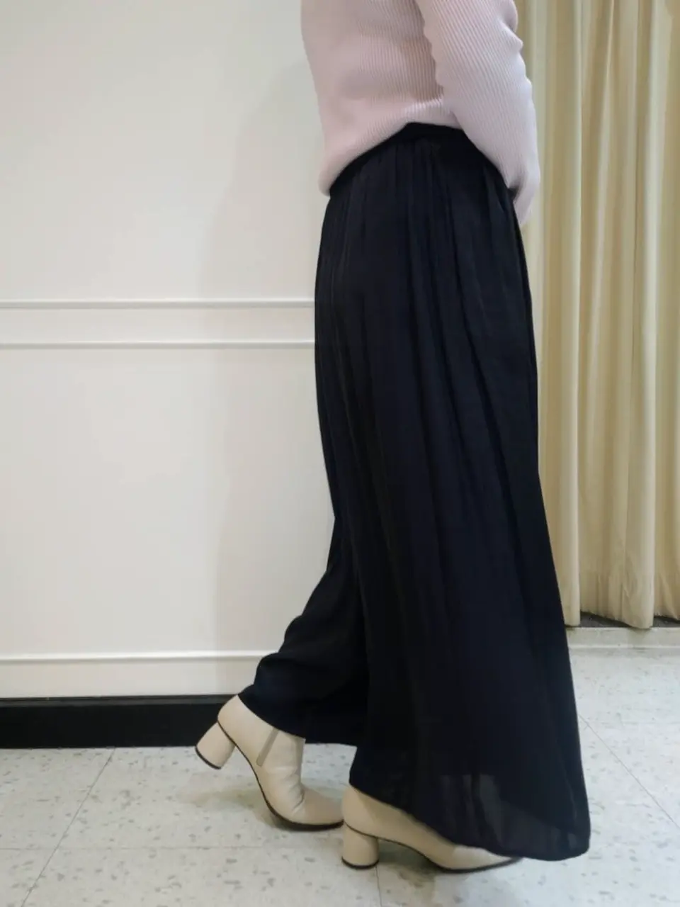 組曲 小林 コーディネート画像