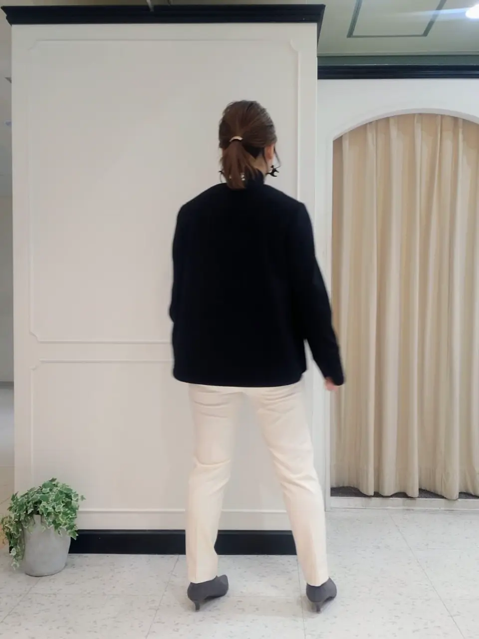 組曲 小林 コーディネート画像