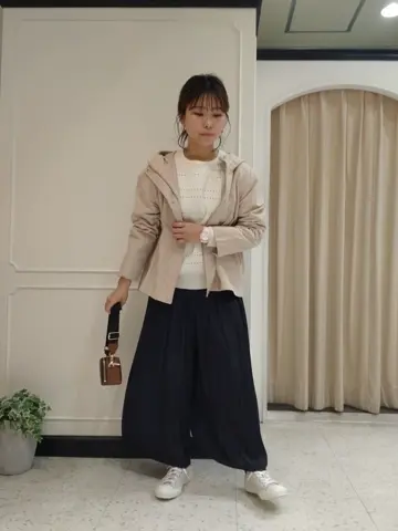 組曲 小林 コーディネート画像