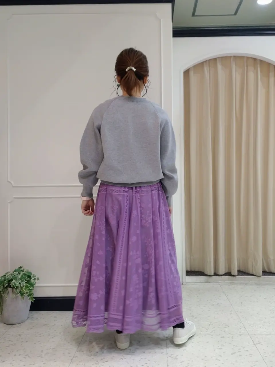 組曲 小林 コーディネート画像