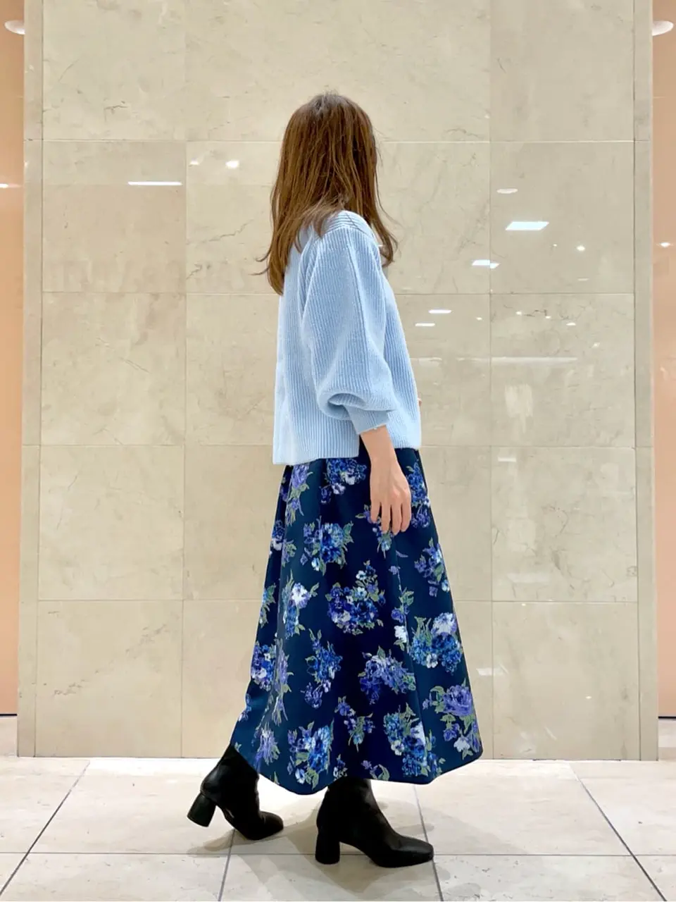 組曲 井上 コーディネート画像