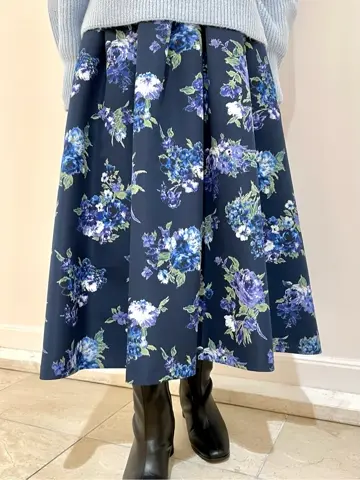 組曲 井上 コーディネート画像