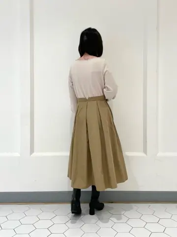 組曲 スタッフ コーディネート画像