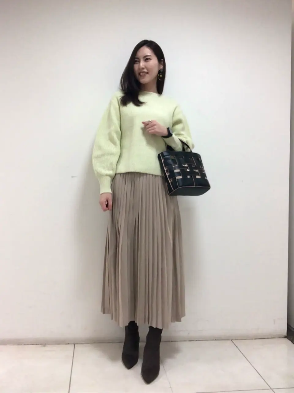 組曲 岩田 コーディネート画像