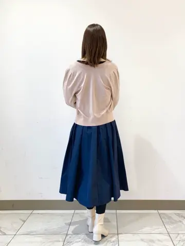 組曲 スタッフ コーディネート画像