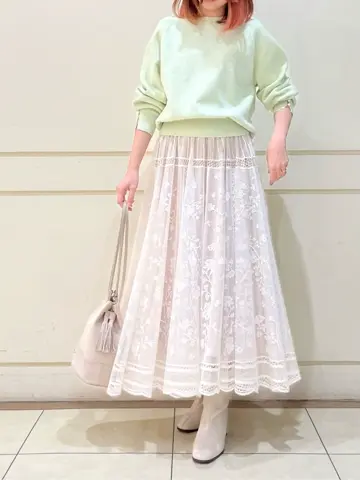 組曲 Kanako コーディネート画像