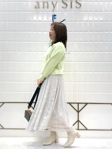 組曲 中山 コーディネート画像