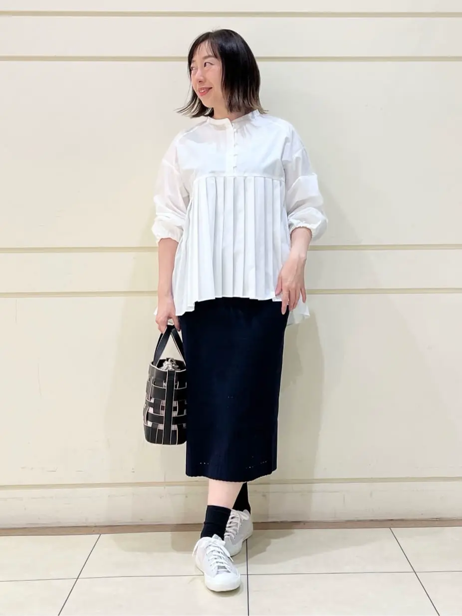 組曲 SAKAI コーディネート画像