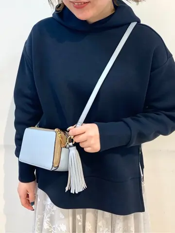 組曲 石井 コーディネート画像