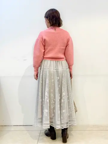 組曲 石井 コーディネート画像