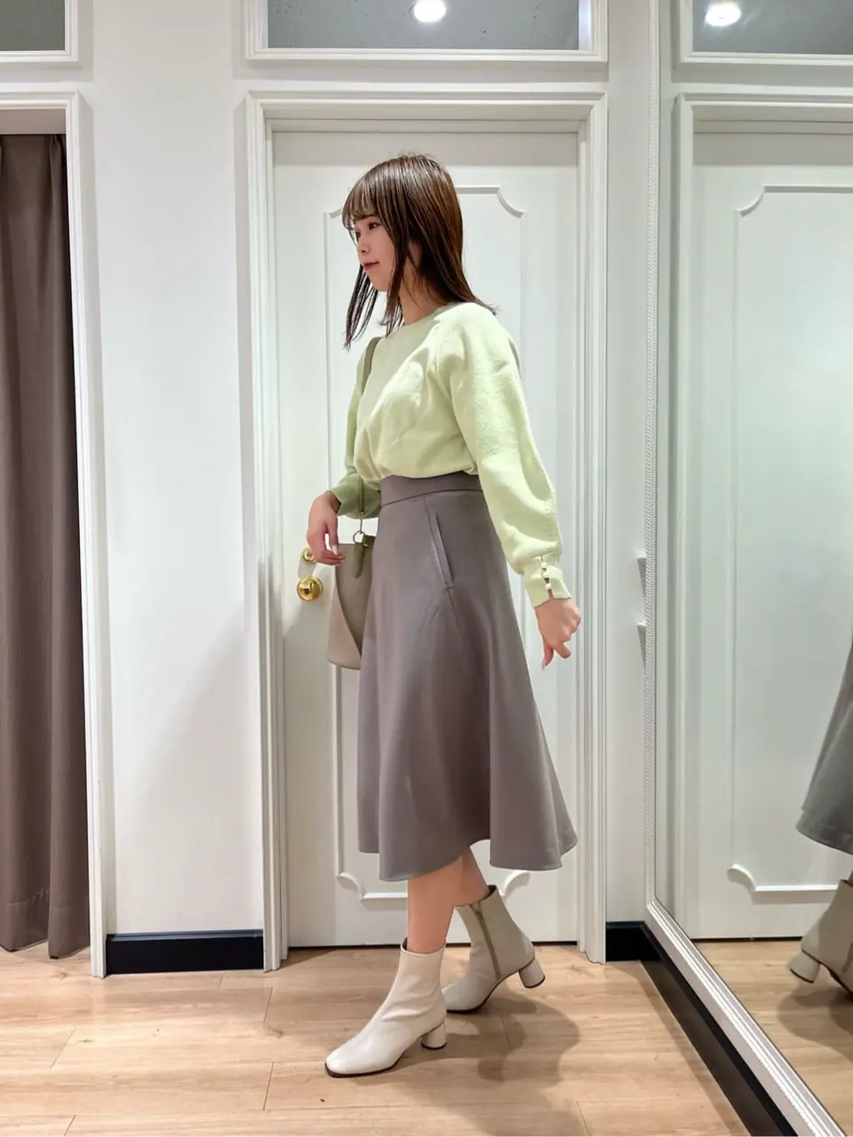 組曲 スタッフ コーディネート画像