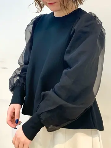 組曲 石井 コーディネート画像