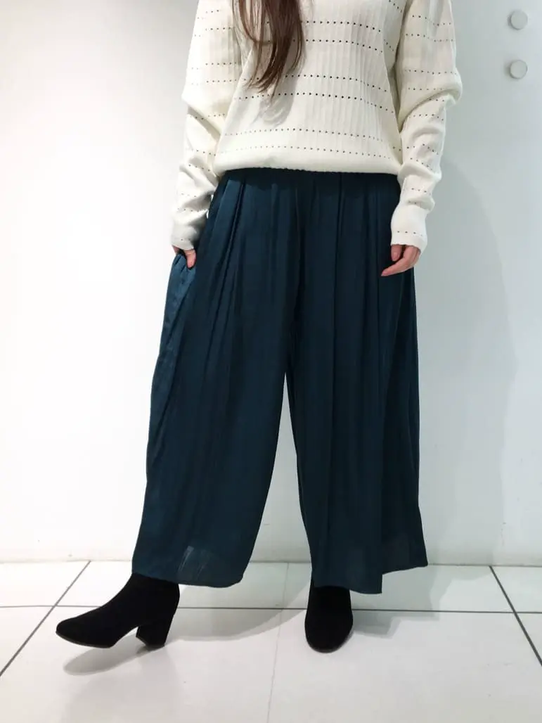 組曲 スタッフ コーディネート画像