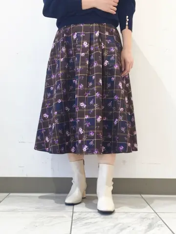 組曲 スタッフ コーディネート画像